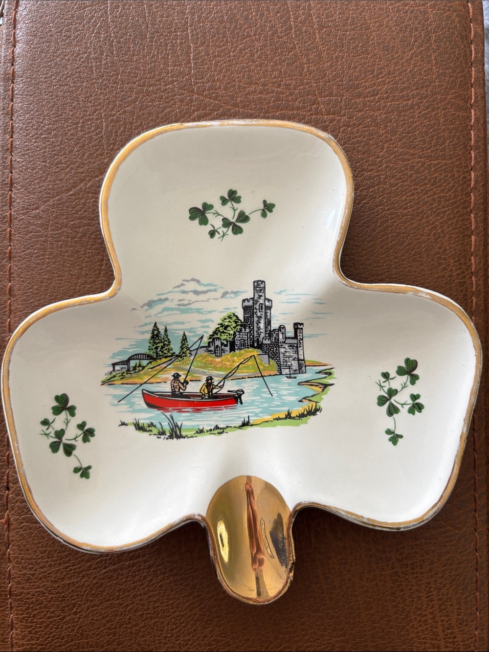 Vintage Carrigaline pottery dish